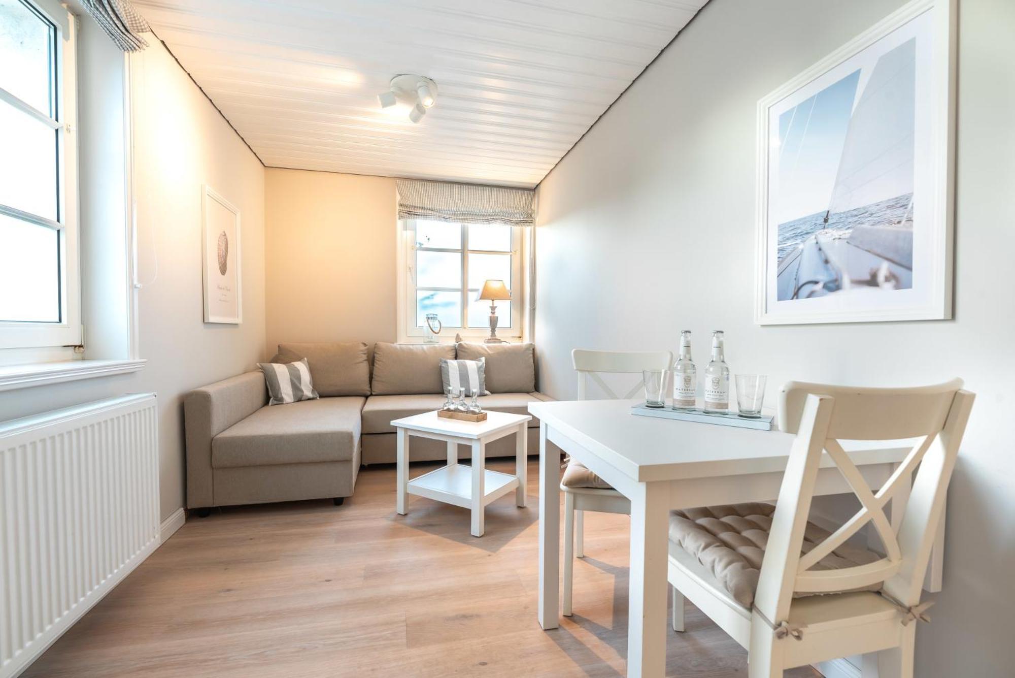 Landhaus Am Meer - Whg 3 Liinsand Utersum Exterior photo